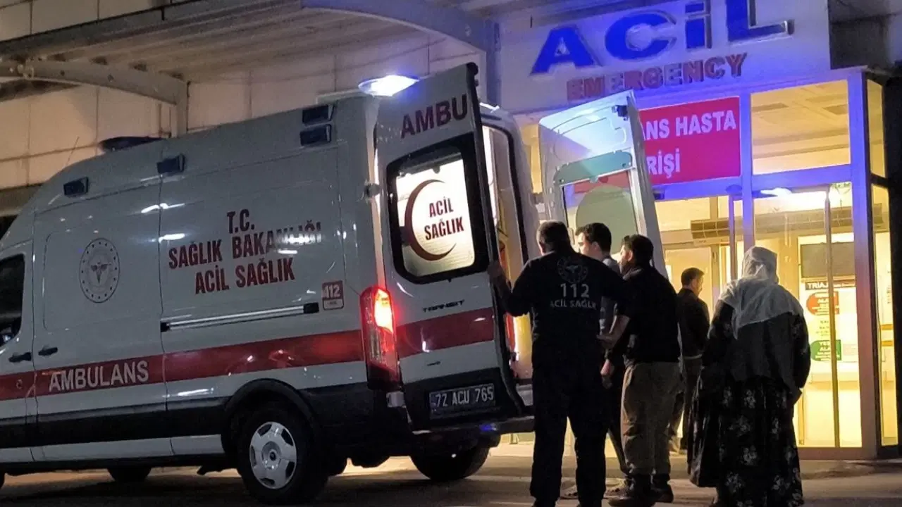 14 yaşındaki çocuk yabani ot yiyip ilaç içti: Fenalaşarak hastaneye kaldırıldı