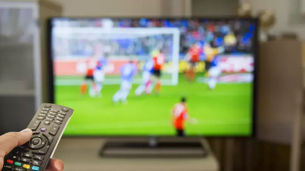 2 MAYIS GÜNÜN MAÇLARI VE SAATLERİ: Bugün hangi maçlar var? Cumartesi futbol, basketbol, voleybol maç programı