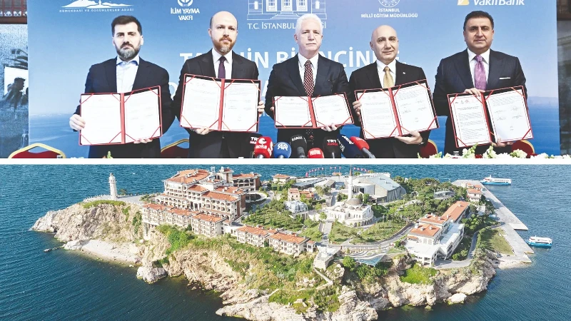 20 bin öğrenci Demokrasi Adası’nı gezecek