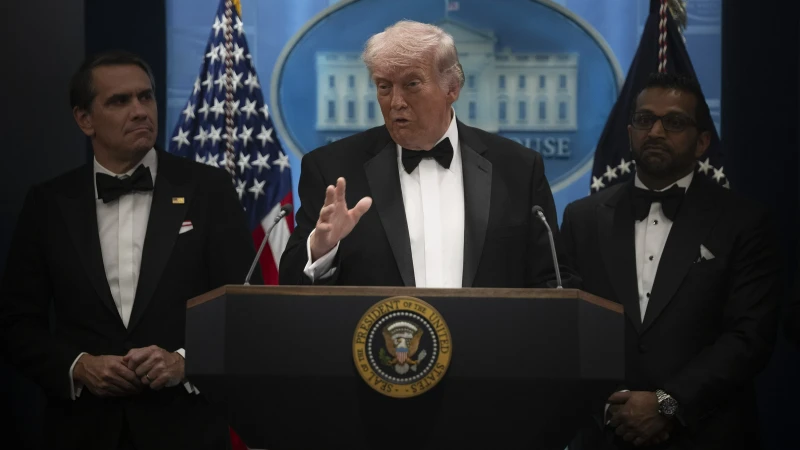 ABD Başkanı Trump'tan müzakerelere ilişkin açıklama: İranlılar görüşmek isterse bizi arayabilirler