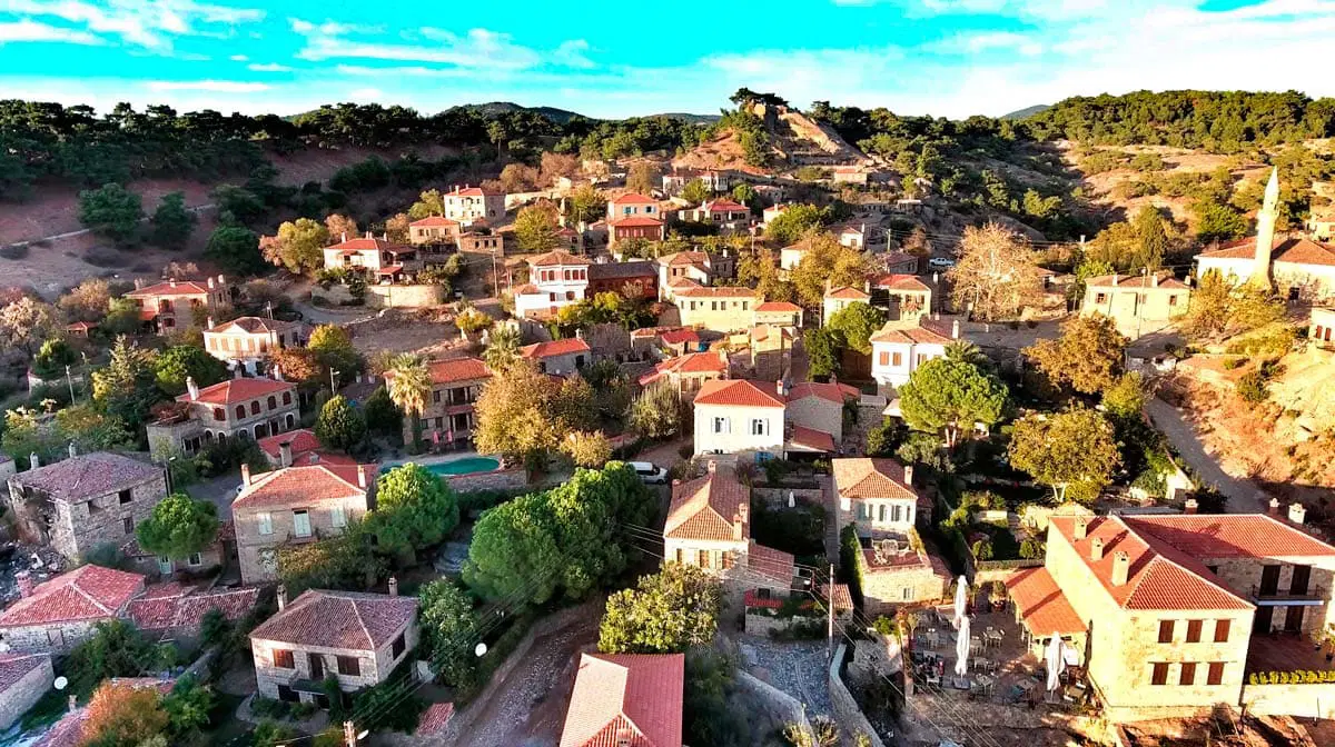 Adatepe Köyü nerede? 2026 En İyi Turizm Köyü Adayı Adatepe nereye bağlı?