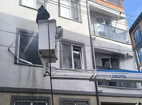 Afyonkarahisar'da korkutan yangın! 4 çocuğun çığlığı facianın eşiğinden döndürdü