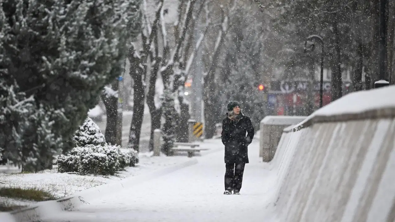 Ankara'ya kar geliyor: Meteoroloji uzmanı tarih verdi