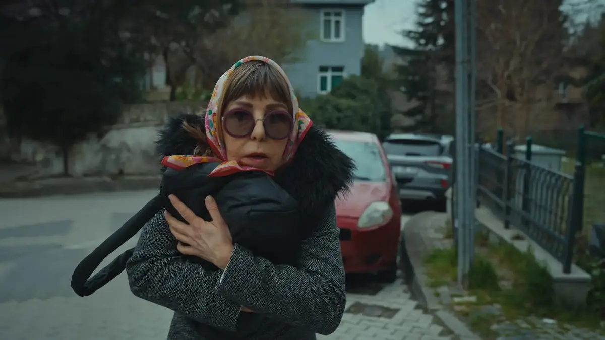 Arka Sokaklar'da "lavaş çetesi" sahnesi
