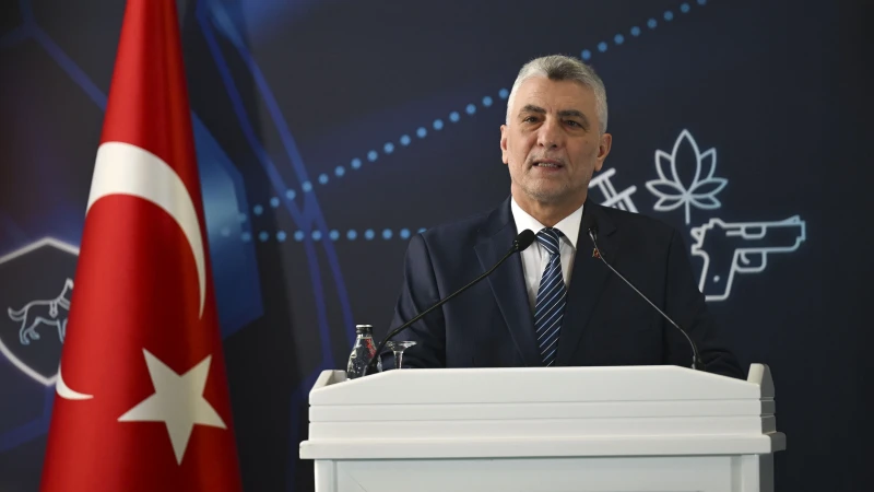 Bakan Bolat'tan İsrail'in Küresel Sumud Filosu'na saldırısına tepki: İnsani yardım hakkı engellenemez
