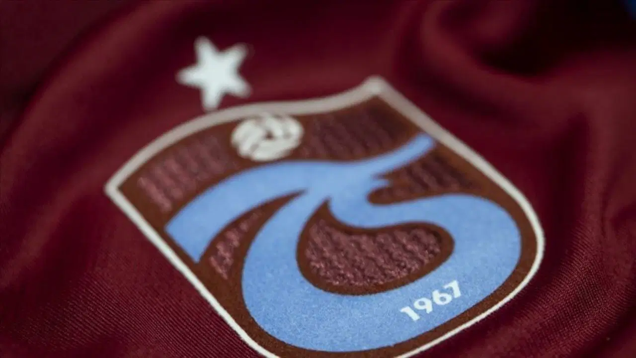 Bordo-Mavililer 90+3’te yediği golle Başakşehir’le 1-1 berabere kaldı: Trabzon yıkıldı