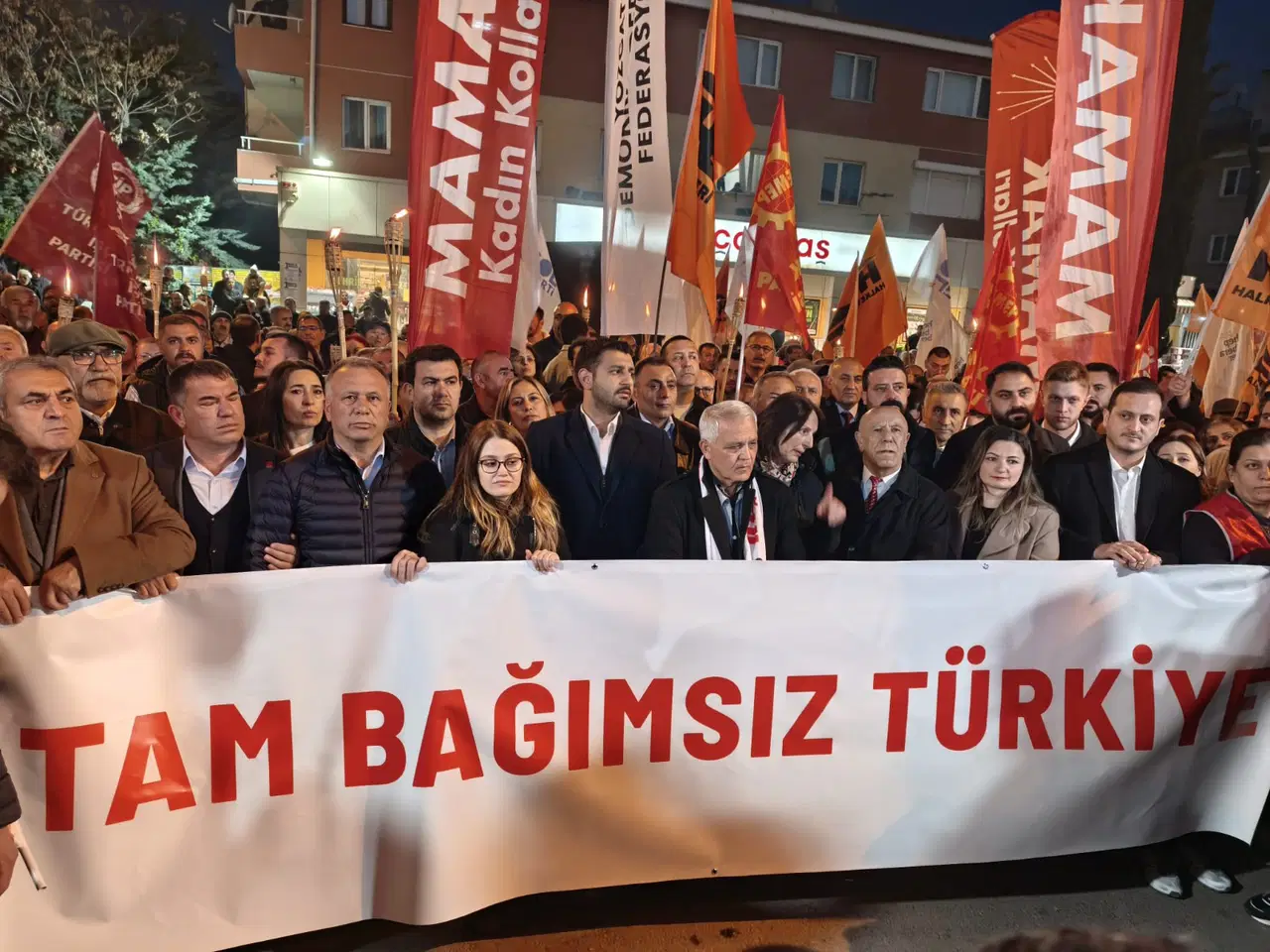 CHP’den Mamak'ta "Tam Bağımsız Türkiye Yürüyüşü"