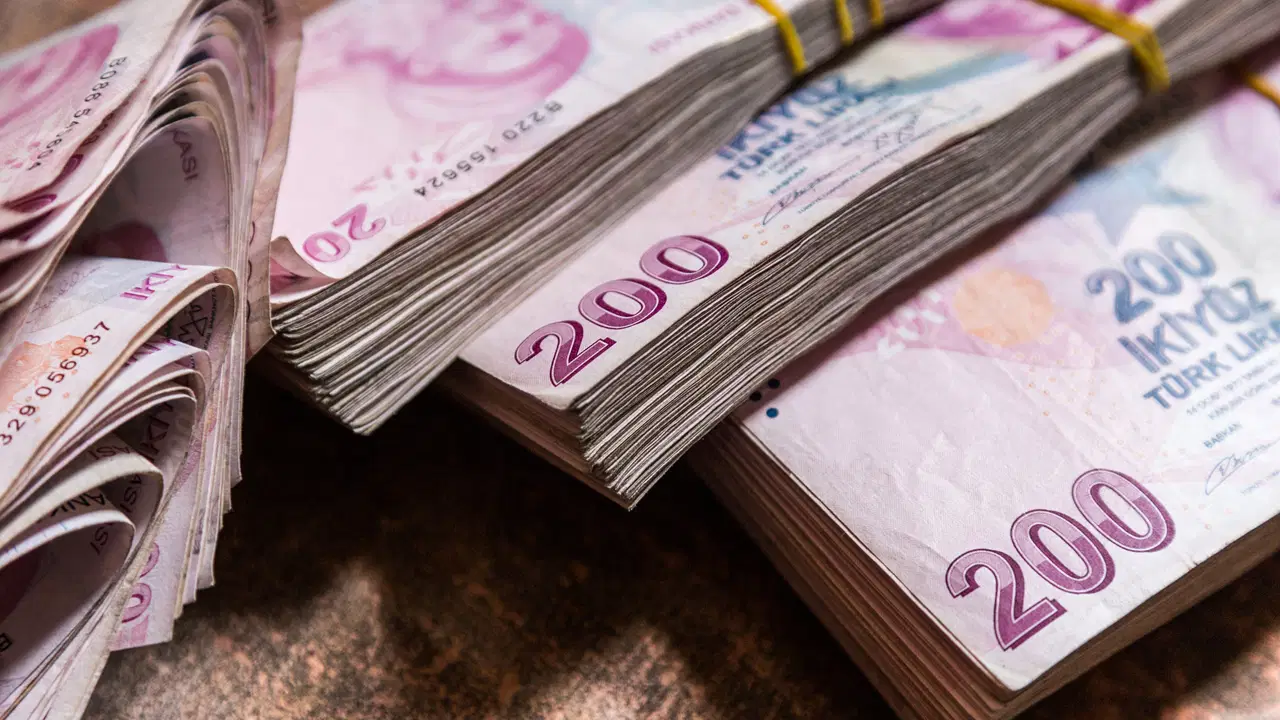 Emekli bayram ikramiyesi takvimi netleşiyor: Ödemeler hangi tarihte yapılacak?