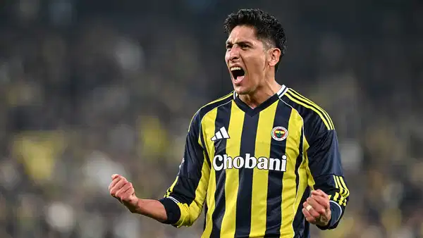 Fenerbahçe taraftarından Edson Alvarez'e tepki