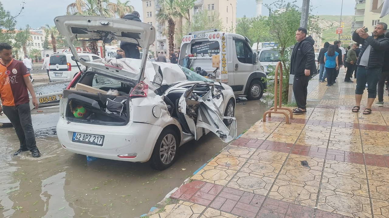 Fırtınada güneş paneli devrildi: 1 kişi hayatını kaybetti