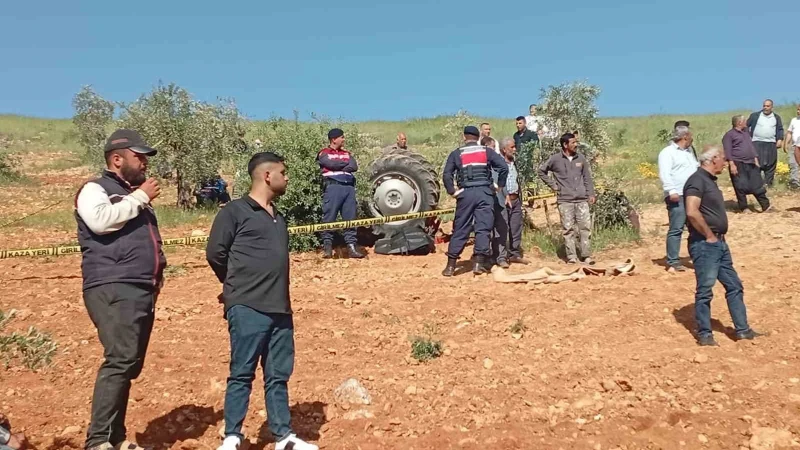 Gaziantep’te traktör devrildi: Sürücü hayatını kaybetti