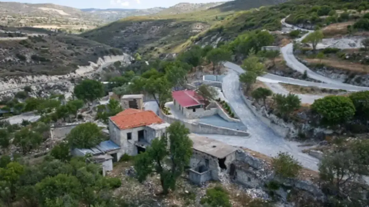 Güney Kıbrıs'ta "gizli işgal" iddiası