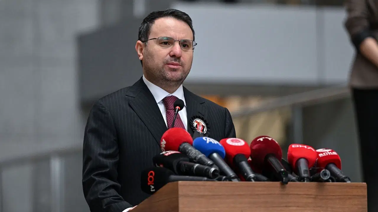 İcra tebligatları TBMM gündeminde: CHP'den Akın Gürlek'e 11 soru