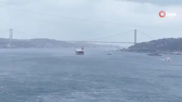 İstanbul Boğazı’nda gemi arızası