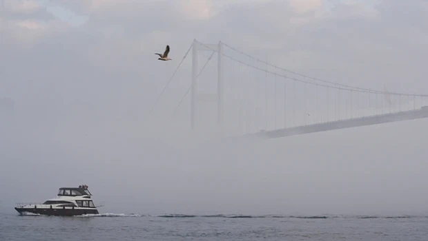 İstanbul'da sabah saatlerinde sis etkili oluyor