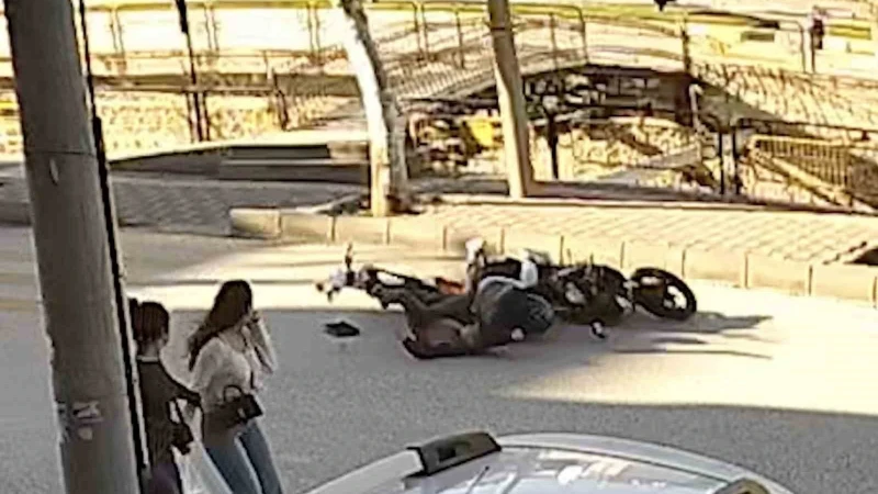 Kastamonu’da motosiklet ile scooter çarpıştı: Bir çocuk ağır yaralandı