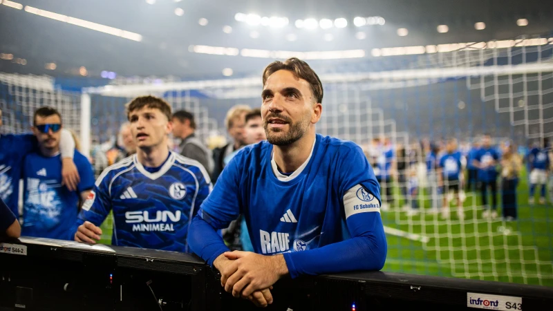 Kenan Karaman takımını Bundesliga'ya çıkardı