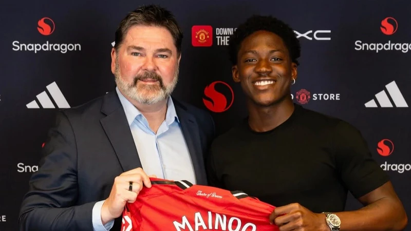 Manchester United Kobbie Mainoo ile sözleşme uzattı