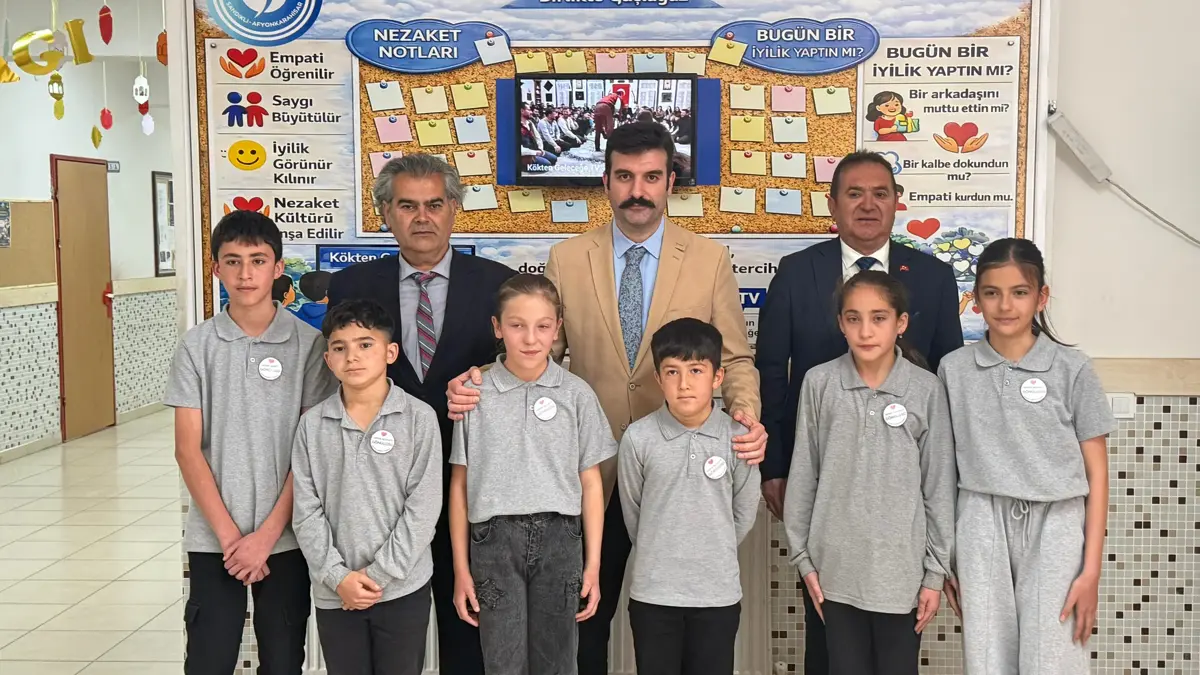Ortaokulda 'Akran Nezaketi Projesi'