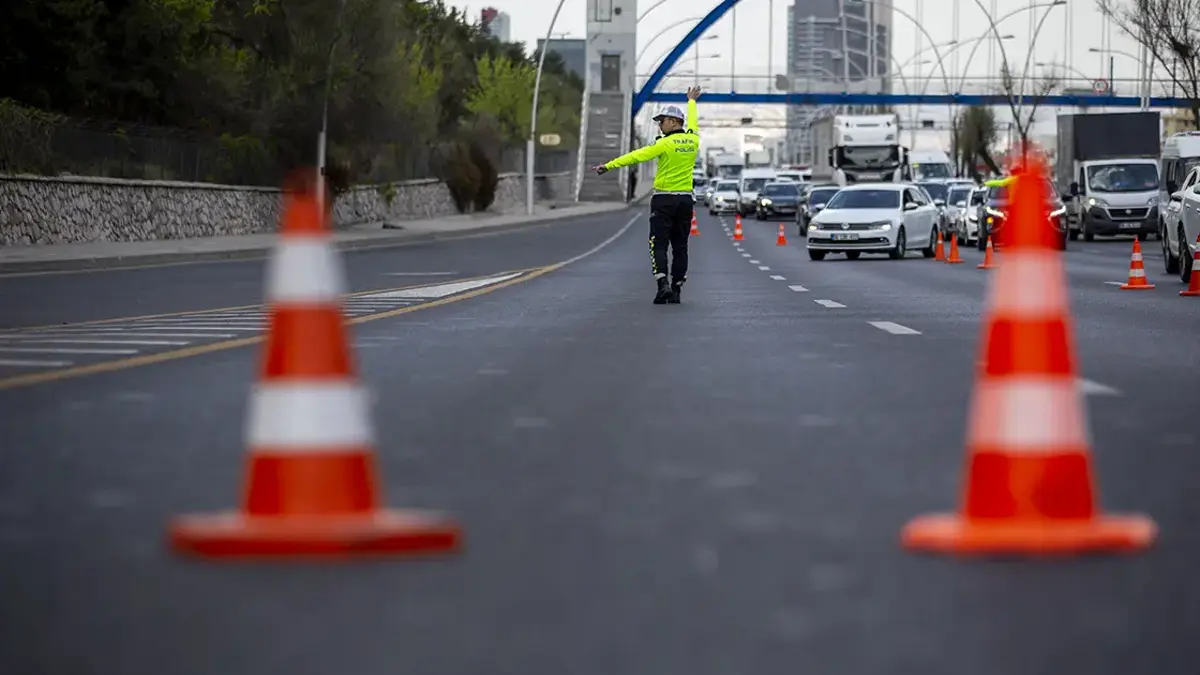 SON DAKİKA... İstanbul Valiliği, 1 Mayıs tedbirlerini açıkladı! İşte ilçe ilçe alınan kararlar