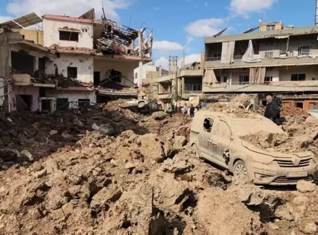 Suriye'den Lübnan'a saldırılarla ilgili çarpıcı iddia! 'İsrail topraklarımızı fırlatma noktası olarak kullanıyor'