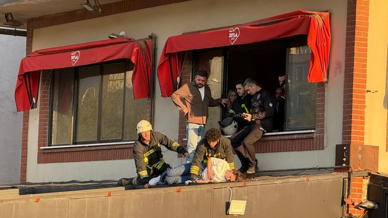 Tekirdağ'da bir kadın üçüncü kattan düşüp yaralandı