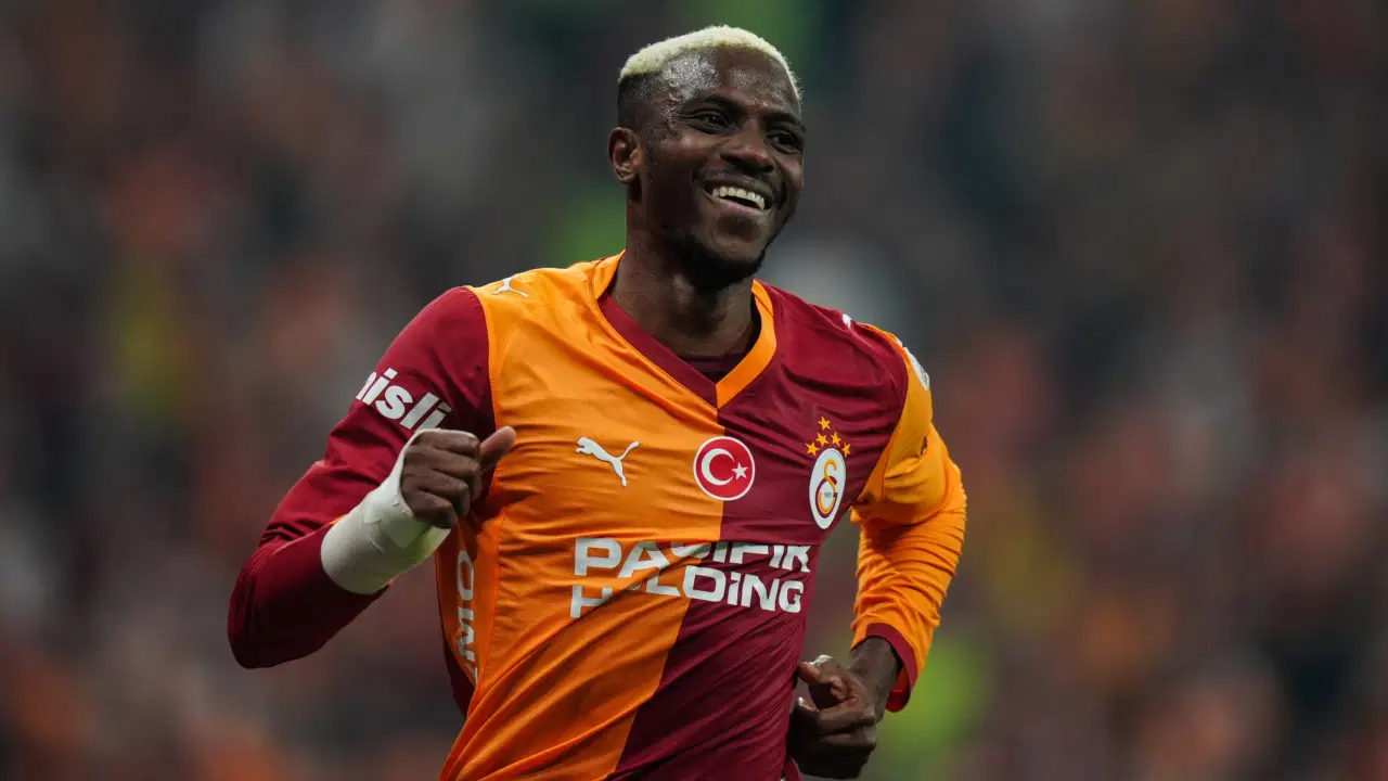 Victor Osimhen'den Fenerbahçe göndermesi: 'Antrenmanlarda daha fazla yorulduk'
